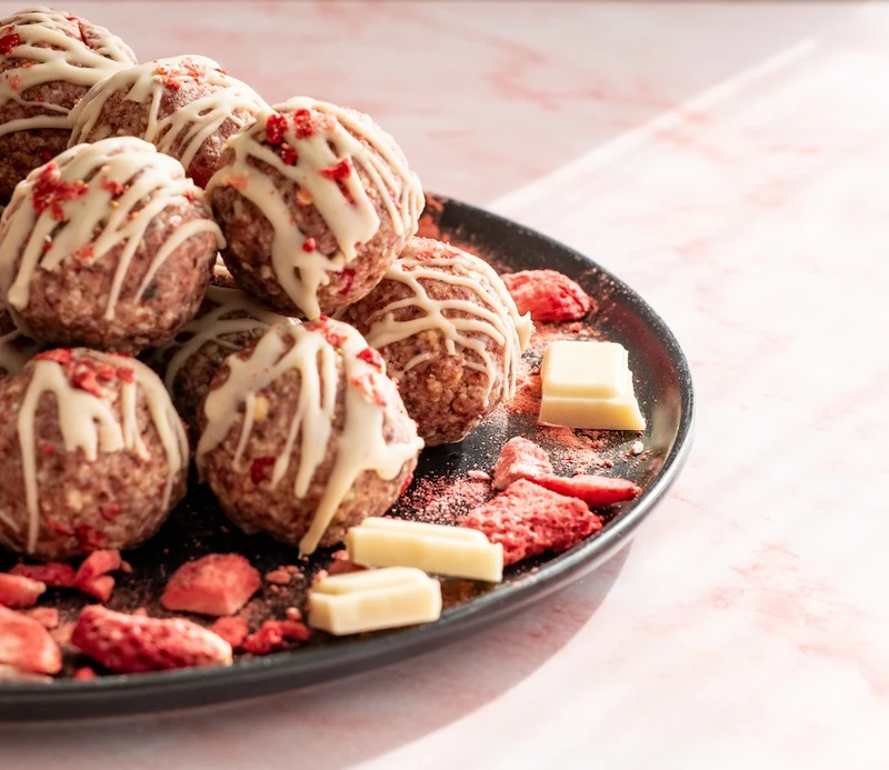 Strawberries & Cream Amazeballs. GF, DF, vegan, raw. Box of 20 x 40g balls