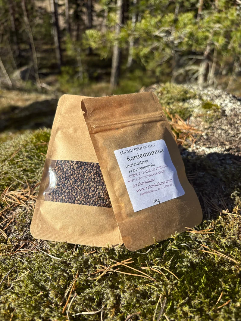 UTZ K'ASLEMAL ~ Good Life ~ CARDAMOM KERNELS - 25g